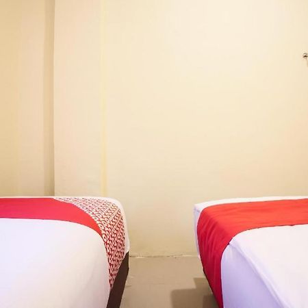 Oyo 2361 Hotel Winston Glugur 外观 照片
