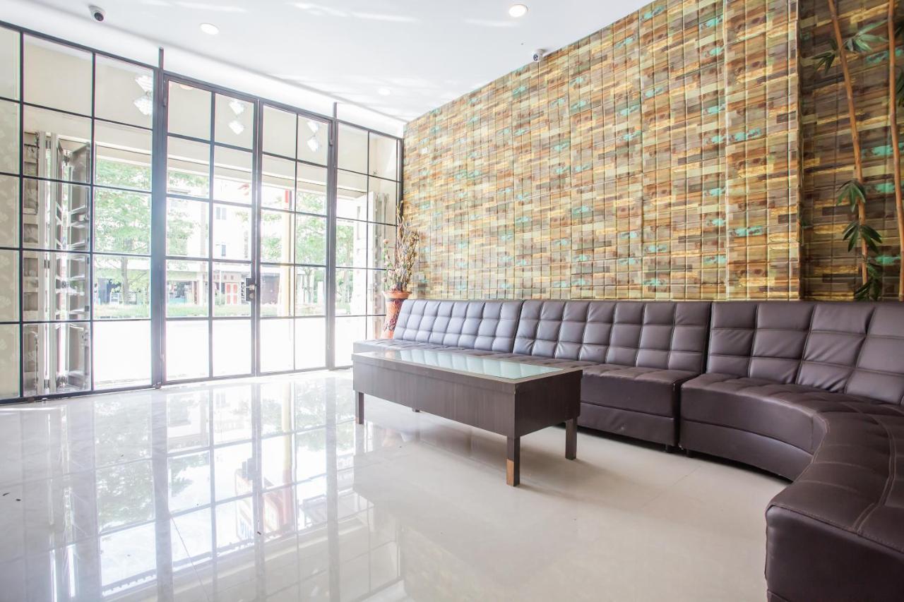 Oyo 2361 Hotel Winston Glugur 外观 照片